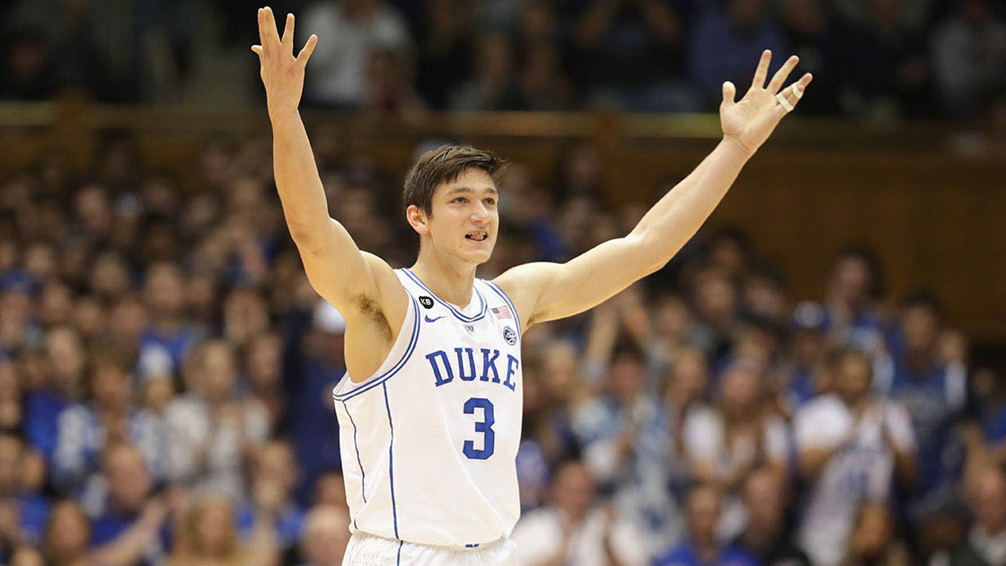 外线射手神奇发挥，带领球队连胜