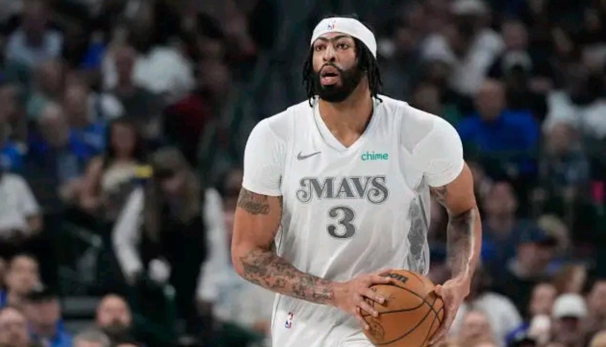 篮网核心球员伤退，球队未来走势成疑，专业发生.