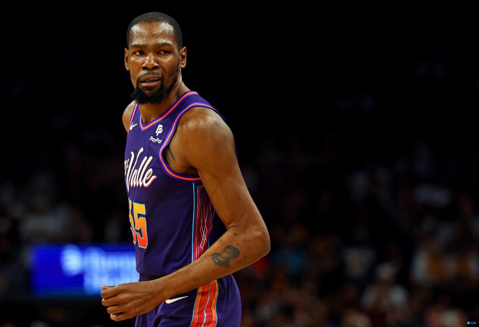 杜兰特重返赛场,反败为胜首场状态出色,G2观众沸腾!的简单介绍 杜兰特重返赛场,反败为胜首场状态出色,G2观众沸腾!的简单介绍